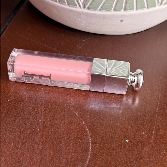 Dior Pink Lip Gloss - Picture 3 of 5